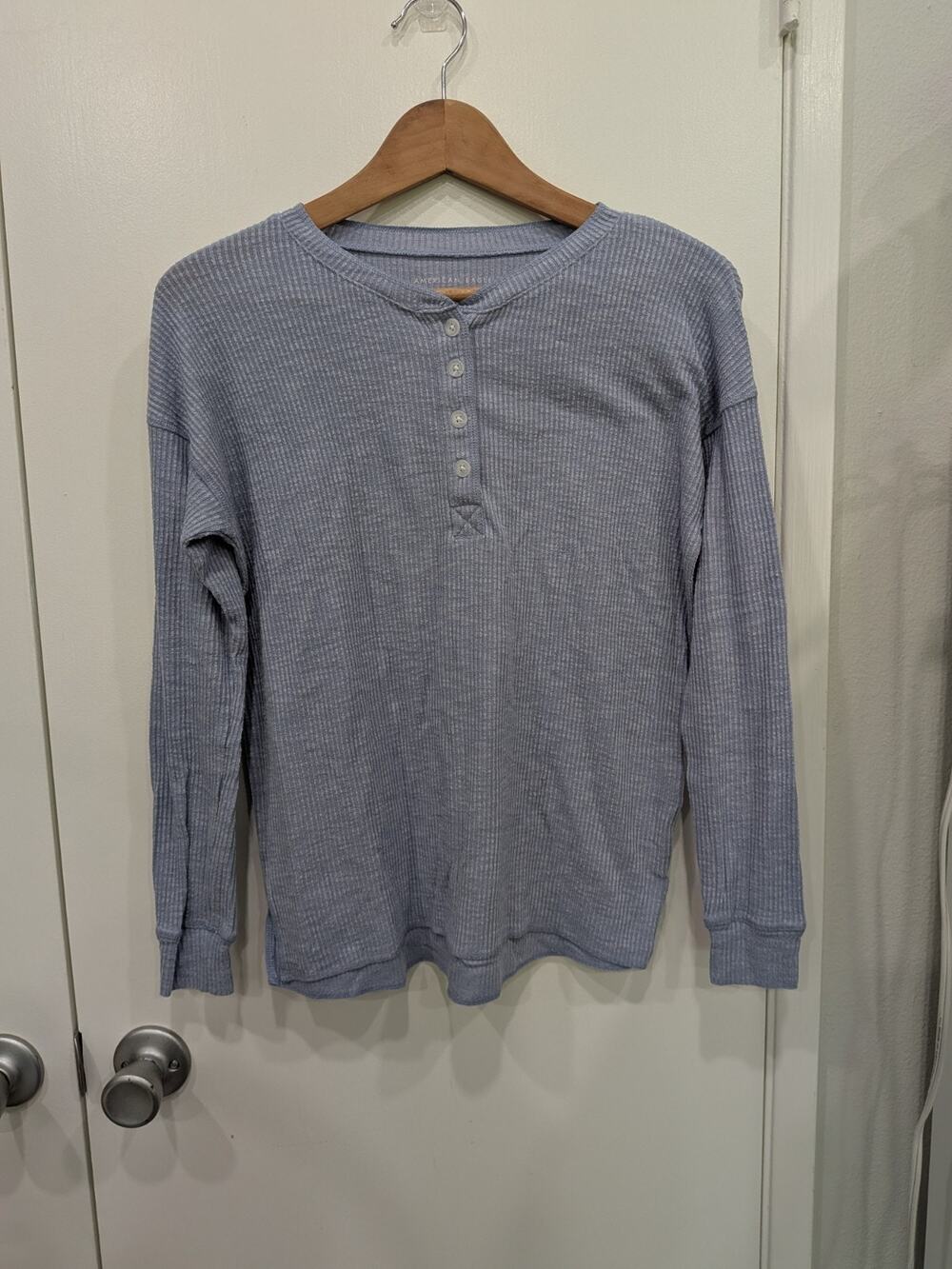 American Eagle Outfitters Waffle Knit Henley Blue/Grey Long Sleeve Top Sz XS